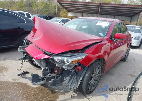 2018 Mazda Mazda3 Touring z USA, uszkodzony, nr VIN 3MZBN1L36JM217196
